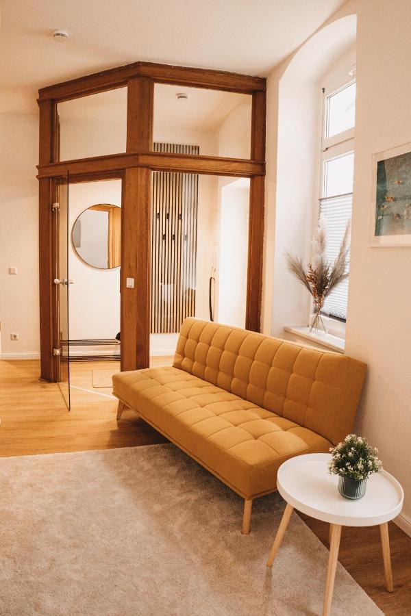 Studio Apartment Im Zentrum Mit Parkplatz & Neuem Badezimmer Magdeburg Exterior foto
